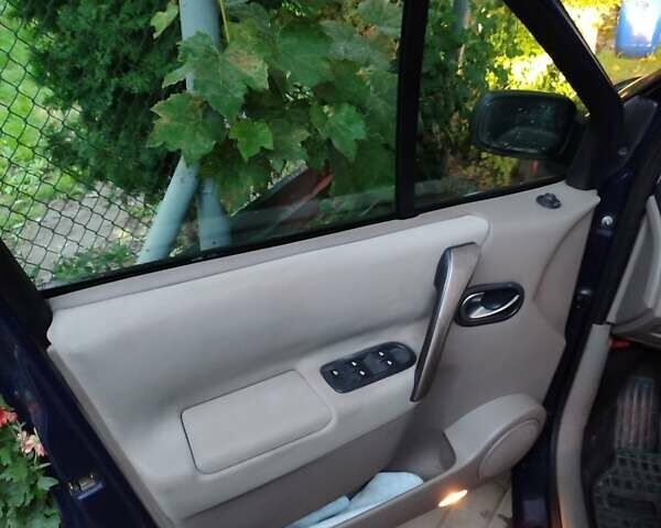 Синій Рено Сценік, об'ємом двигуна 1.46 л та пробігом 388 тис. км за 4900 $, фото 34 на Automoto.ua