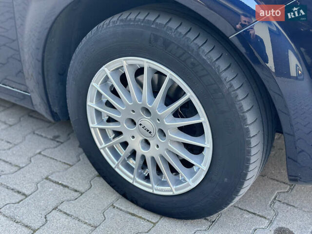 Синій Рено Сценік, об'ємом двигуна 1.6 л та пробігом 185 тис. км за 4999 $, фото 31 на Automoto.ua