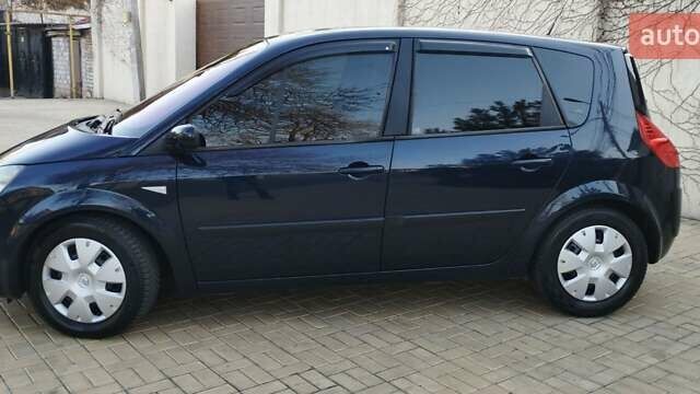 Синий Рено Сценик, объемом двигателя 1.9 л и пробегом 220 тыс. км за 5500 $, фото 7 на Automoto.ua