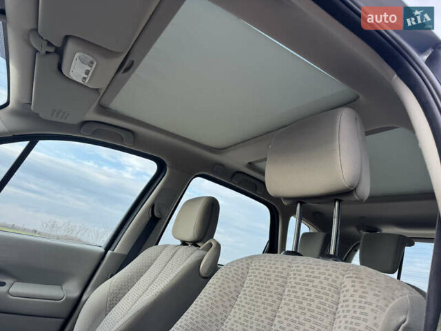 Синий Рено Сценик, объемом двигателя 1.6 л и пробегом 153 тыс. км за 6200 $, фото 28 на Automoto.ua