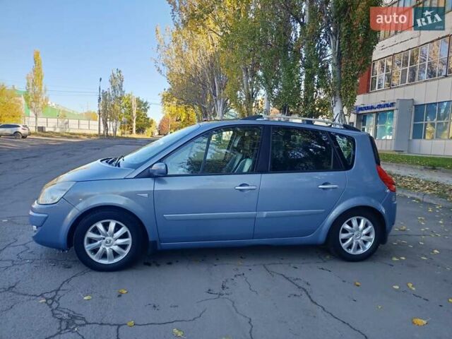 Рено Сценик 2006 в Николаеве на Automoto.ua Синий Рено Сценик, объемом двигателя 1.6 л и пробегом 276 тыс. км за 4800 $, фото 7 на Automoto.ua