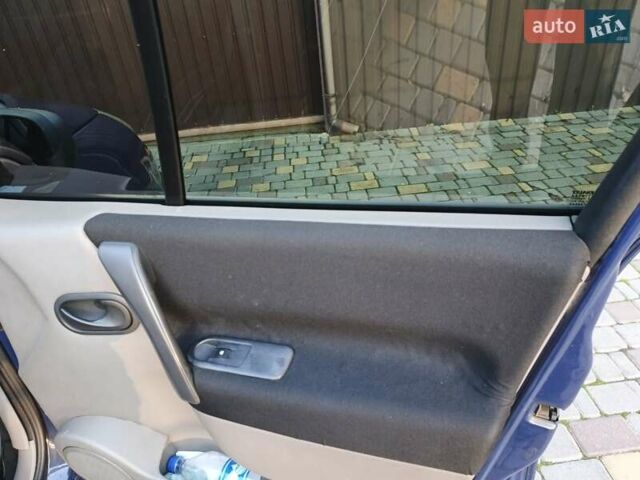 Синій Рено Сценік, об'ємом двигуна 1.6 л та пробігом 183 тис. км за 5250 $, фото 1 на Automoto.ua