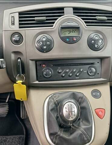 Синий Рено Сценик, объемом двигателя 1.6 л и пробегом 215 тыс. км за 4450 $, фото 12 на Automoto.ua