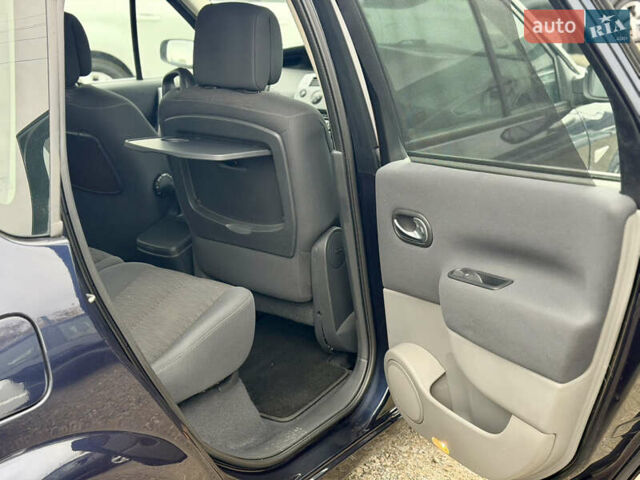 Синій Рено Сценік, об'ємом двигуна 1.6 л та пробігом 192 тис. км за 5999 $, фото 16 на Automoto.ua