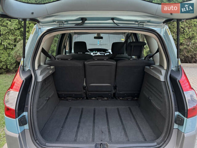 Синій Рено Сценік, об'ємом двигуна 2 л та пробігом 184 тис. км за 5200 $, фото 10 на Automoto.ua