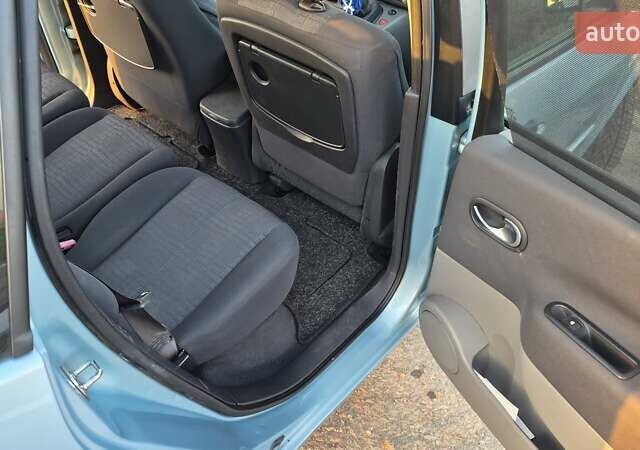 Синий Рено Сценик, объемом двигателя 1.6 л и пробегом 179 тыс. км за 4800 $, фото 12 на Automoto.ua