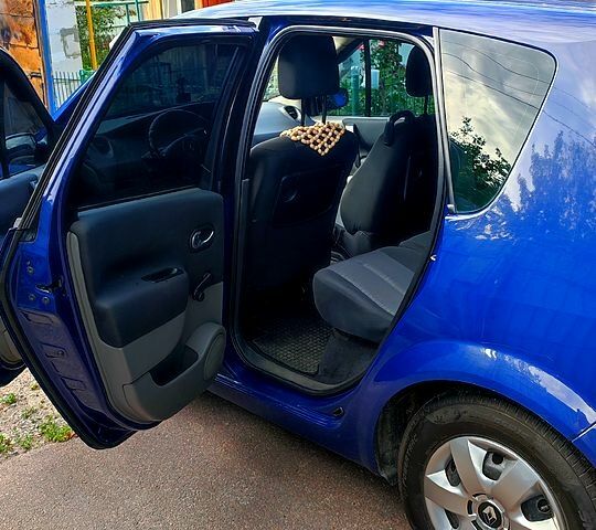 Синій Рено Сценік, об'ємом двигуна 1.5 л та пробігом 250 тис. км за 5500 $, фото 8 на Automoto.ua