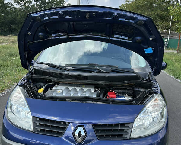 Синій Рено Сценік, об'ємом двигуна 1.6 л та пробігом 231 тис. км за 5850 $, фото 17 на Automoto.ua