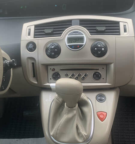 Синий Рено Сценик, объемом двигателя 1.6 л и пробегом 191 тыс. км за 5900 $, фото 13 на Automoto.ua