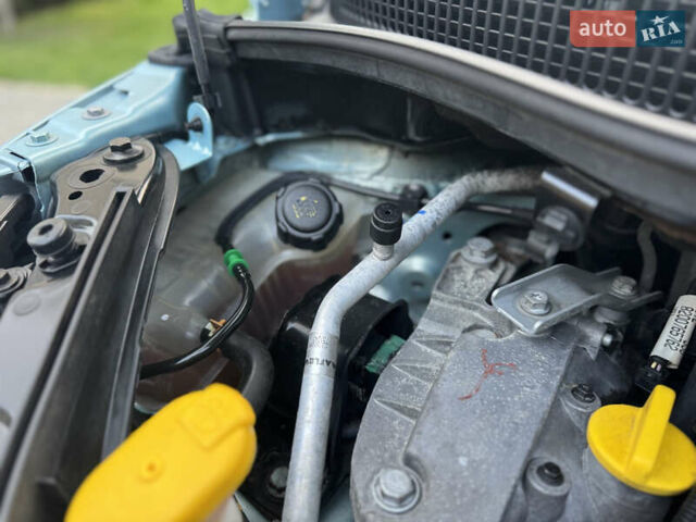 Синій Рено Сценік, об'ємом двигуна 2 л та пробігом 184 тис. км за 5200 $, фото 5 на Automoto.ua