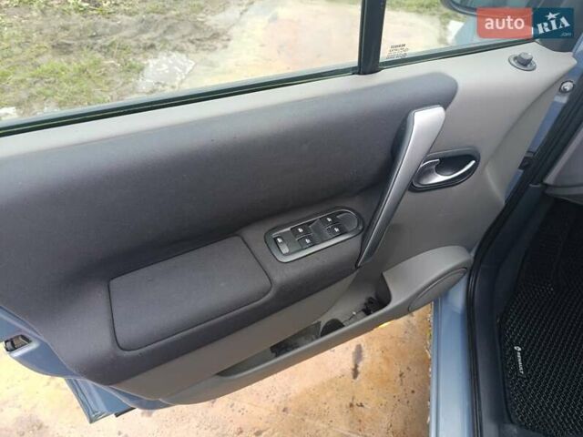 Синій Рено Сценік, об'ємом двигуна 1.6 л та пробігом 220 тис. км за 4950 $, фото 12 на Automoto.ua
