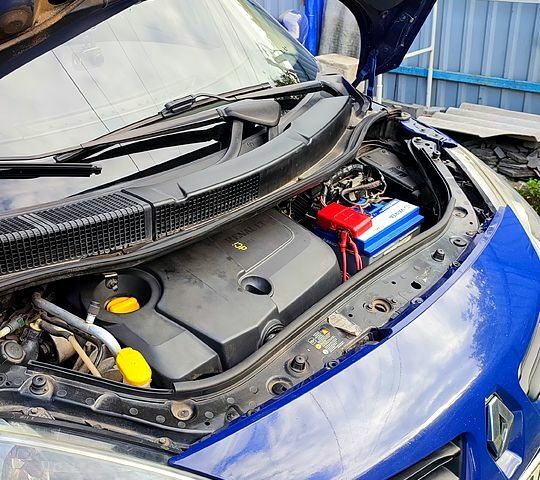 Синій Рено Сценік, об'ємом двигуна 1.5 л та пробігом 250 тис. км за 5500 $, фото 4 на Automoto.ua