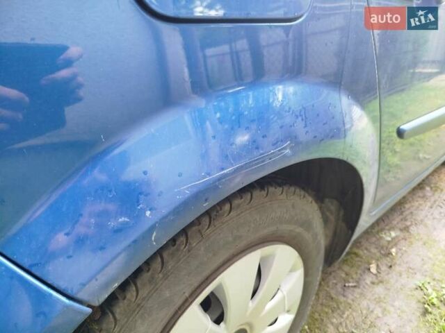 Рено Сценик 2007 в Ивано-Франковске на Automoto.ua Синий Рено Сценик, объемом двигателя 1.6 л и пробегом 129 тыс. км за 5000 $, фото 49 на Automoto.ua