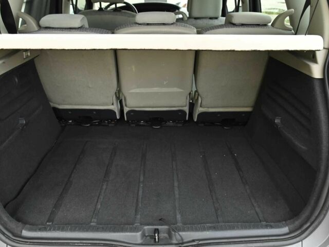 Синий Рено Сценик, объемом двигателя 2 л и пробегом 291 тыс. км за 5999 $, фото 20 на Automoto.ua