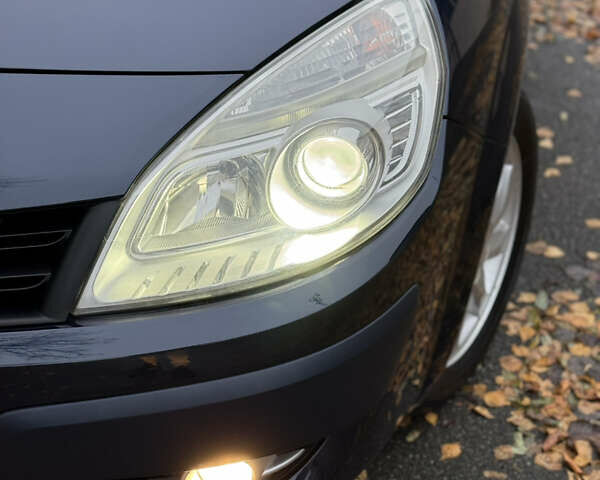 Синій Рено Сценік, об'ємом двигуна 1.6 л та пробігом 229 тис. км за 5999 $, фото 9 на Automoto.ua