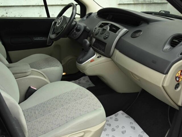 Синий Рено Сценик, объемом двигателя 2 л и пробегом 291 тыс. км за 5999 $, фото 18 на Automoto.ua