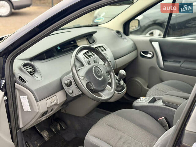 Синій Рено Сценік, об'ємом двигуна 1.6 л та пробігом 192 тис. км за 5999 $, фото 11 на Automoto.ua