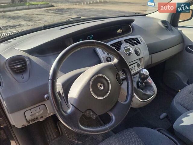 Рено Сценик 2007 в Луцке на Automoto.ua Синий Рено Сценик, объемом двигателя 1.6 л и пробегом 189 тыс. км за 5500 $, фото 19 на Automoto.ua