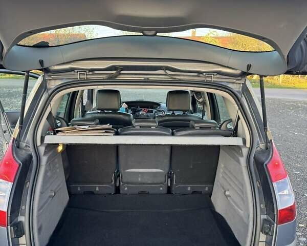 Синий Рено Сценик, объемом двигателя 1.6 л и пробегом 207 тыс. км за 5300 $, фото 6 на Automoto.ua