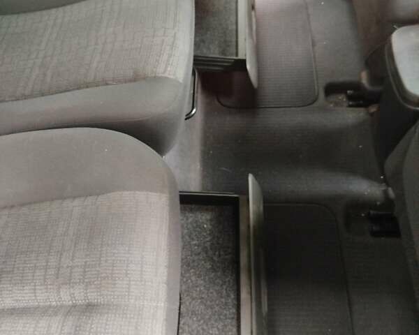 Рено Сценик 2007 в Ивано-Франковске на Automoto.ua Синий Рено Сценик, объемом двигателя 1.6 л и пробегом 129 тыс. км за 5000 $, фото 3 на Automoto.ua