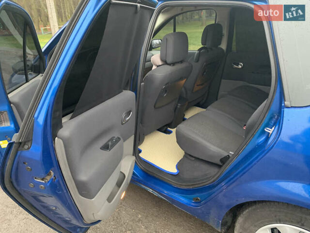Синий Рено Сценик, объемом двигателя 1.6 л и пробегом 250 тыс. км за 4900 $, фото 8 на Automoto.ua