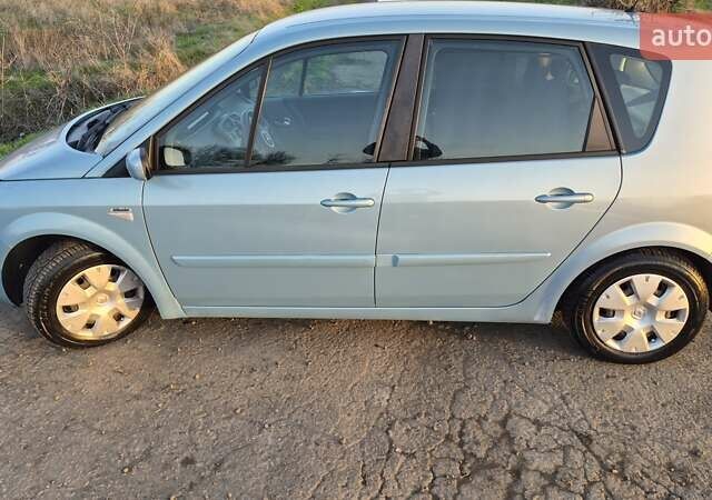 Синий Рено Сценик, объемом двигателя 1.6 л и пробегом 179 тыс. км за 4800 $, фото 4 на Automoto.ua