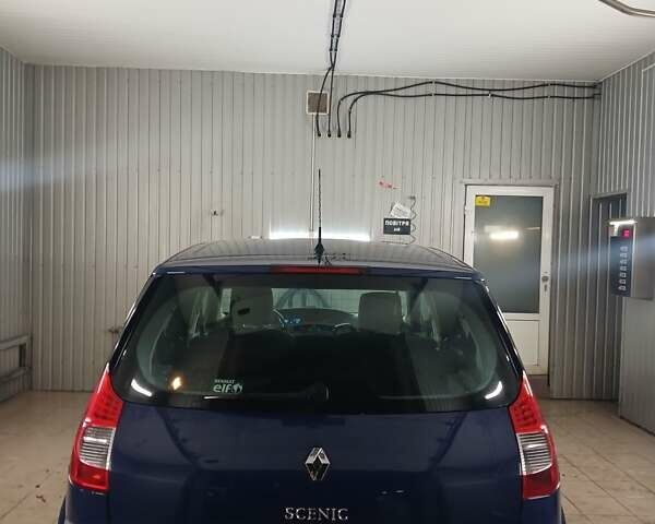 Синий Рено Сценик, объемом двигателя 1.87 л и пробегом 272 тыс. км за 4599 $, фото 4 на Automoto.ua