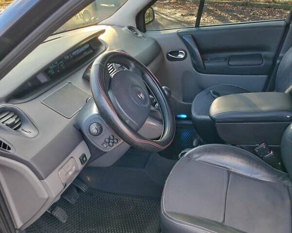 Синій Рено Сценік, об'ємом двигуна 1.6 л та пробігом 265 тис. км за 5150 $, фото 10 на Automoto.ua