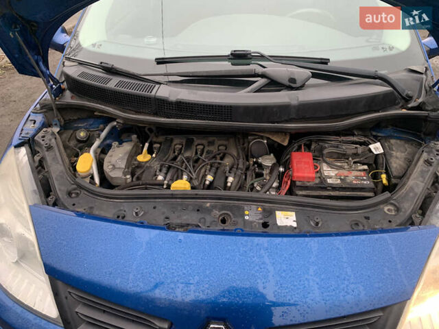 Синий Рено Сценик, объемом двигателя 1.6 л и пробегом 250 тыс. км за 4900 $, фото 9 на Automoto.ua