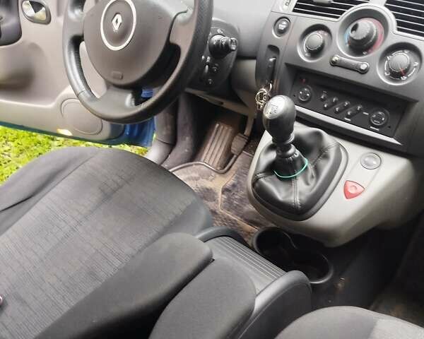 Рено Сценик 2007 в Ивано-Франковске на Automoto.ua Синий Рено Сценик, объемом двигателя 1.6 л и пробегом 129 тыс. км за 5000 $, фото 47 на Automoto.ua