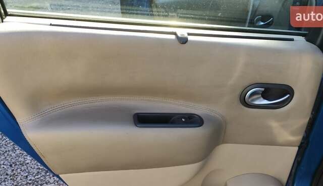 Синий Рено Сценик, объемом двигателя 1.6 л и пробегом 211 тыс. км за 4600 $, фото 3 на Automoto.ua