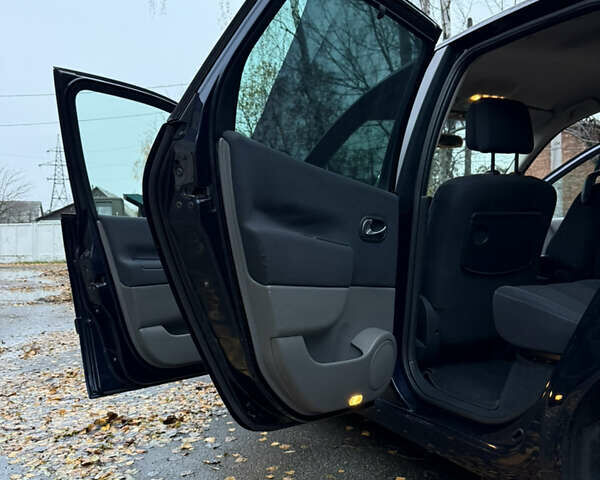 Синій Рено Сценік, об'ємом двигуна 1.6 л та пробігом 229 тис. км за 5999 $, фото 108 на Automoto.ua