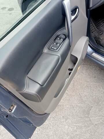 Синий Рено Сценик, объемом двигателя 1.6 л и пробегом 238 тыс. км за 6499 $, фото 15 на Automoto.ua