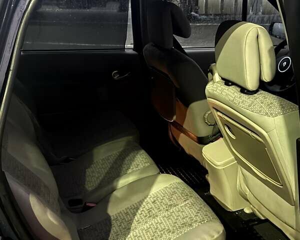 Синий Рено Сценик, объемом двигателя 1.5 л и пробегом 225 тыс. км за 4370 $, фото 23 на Automoto.ua