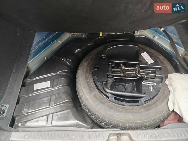 Рено Сценик 2007 в Ивано-Франковске на Automoto.ua Синий Рено Сценик, объемом двигателя 1.6 л и пробегом 129 тыс. км за 5000 $, фото 32 на Automoto.ua