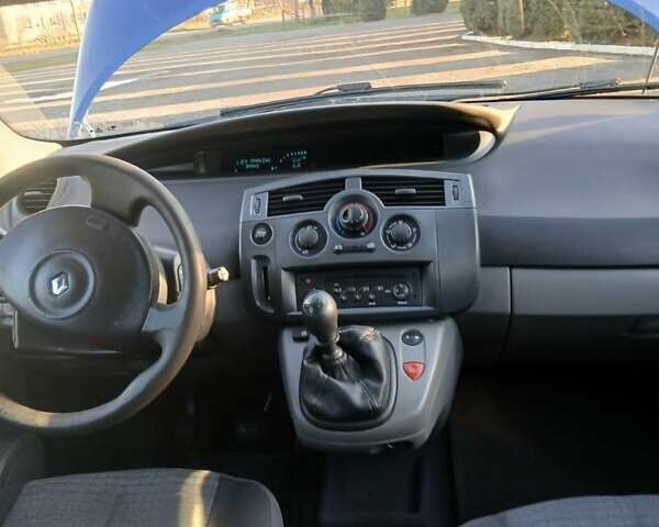 Синий Рено Сценик, объемом двигателя 1.6 л и пробегом 230 тыс. км за 4599 $, фото 6 на Automoto.ua