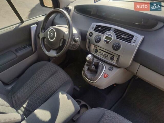 Рено Сценик 2007 в Луцке на Automoto.ua Синий Рено Сценик, объемом двигателя 1.6 л и пробегом 189 тыс. км за 5500 $, фото 27 на Automoto.ua