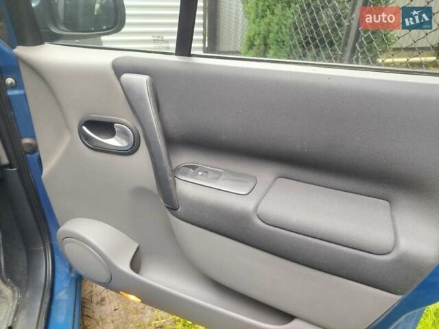 Рено Сценик 2007 в Ивано-Франковске на Automoto.ua Синий Рено Сценик, объемом двигателя 1.6 л и пробегом 129 тыс. км за 5000 $, фото 34 на Automoto.ua