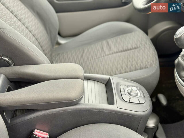 Синій Рено Сценік, об'ємом двигуна 1.6 л та пробігом 192 тис. км за 5999 $, фото 17 на Automoto.ua