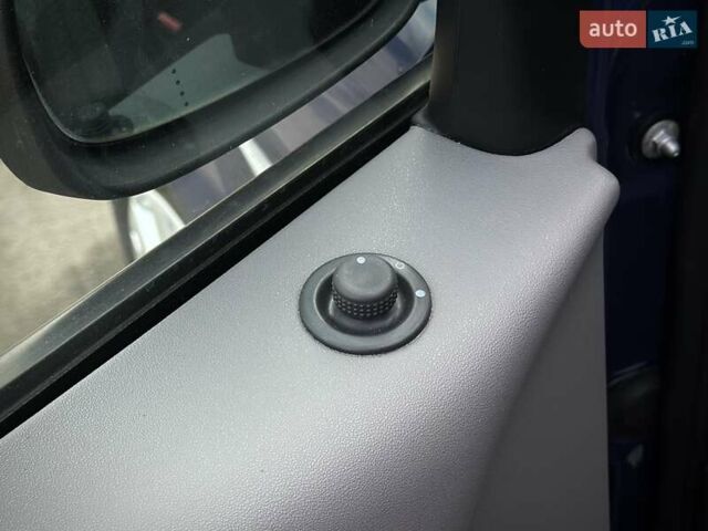 Синий Рено Сценик, объемом двигателя 1.5 л и пробегом 176 тыс. км за 6500 $, фото 53 на Automoto.ua