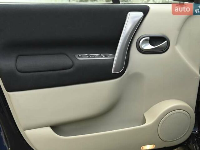 Рено Сценик 2007 в Бердичеве на Automoto.ua Синий Рено Сценик, объемом двигателя 2 л и пробегом 291 тыс. км за 5999 $, фото 13 на Automoto.ua