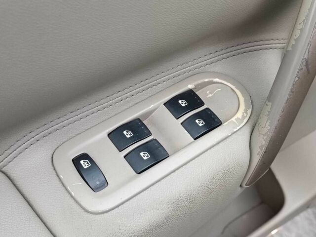 Синий Рено Сценик, объемом двигателя 2 л и пробегом 328 тыс. км за 6190 $, фото 23 на Automoto.ua