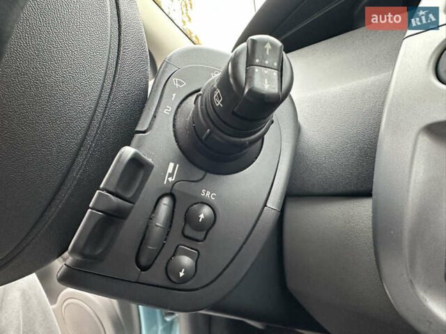 Синий Рено Сценик, объемом двигателя 1.6 л и пробегом 214 тыс. км за 6800 $, фото 40 на Automoto.ua