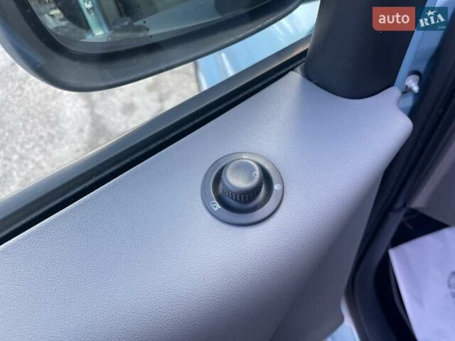 Синій Рено Сценік, об'ємом двигуна 1.6 л та пробігом 117 тис. км за 5900 $, фото 9 на Automoto.ua