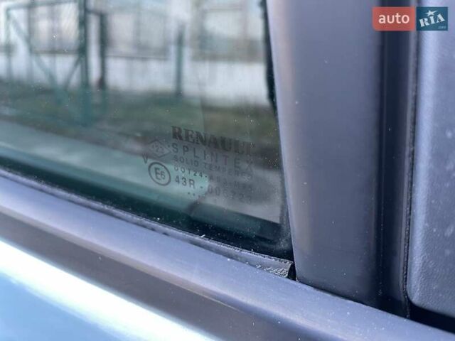 Синій Рено Сценік, об'ємом двигуна 1.6 л та пробігом 117 тис. км за 5900 $, фото 68 на Automoto.ua