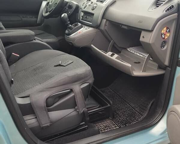 Синий Рено Сценик, объемом двигателя 1.5 л и пробегом 280 тыс. км за 5400 $, фото 4 на Automoto.ua