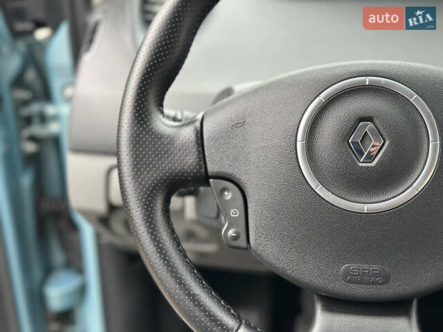 Синий Рено Сценик, объемом двигателя 1.6 л и пробегом 214 тыс. км за 6800 $, фото 34 на Automoto.ua