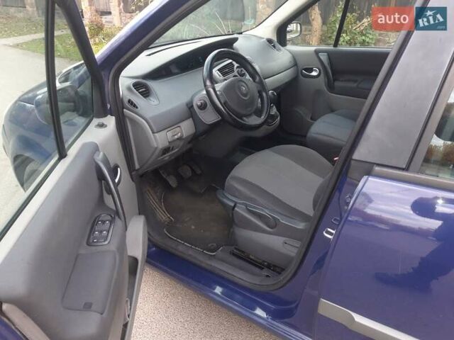 Синий Рено Сценик, объемом двигателя 1.6 л и пробегом 232 тыс. км за 4455 $, фото 6 на Automoto.ua