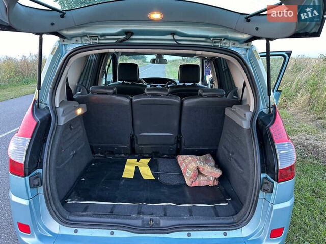 Синий Рено Сценик, объемом двигателя 1.9 л и пробегом 306 тыс. км за 5100 $, фото 11 на Automoto.ua
