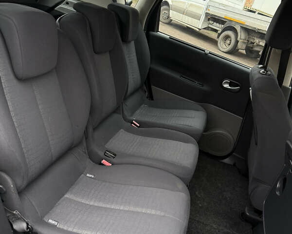 Синій Рено Сценік, об'ємом двигуна 1.6 л та пробігом 232 тис. км за 5500 $, фото 18 на Automoto.ua